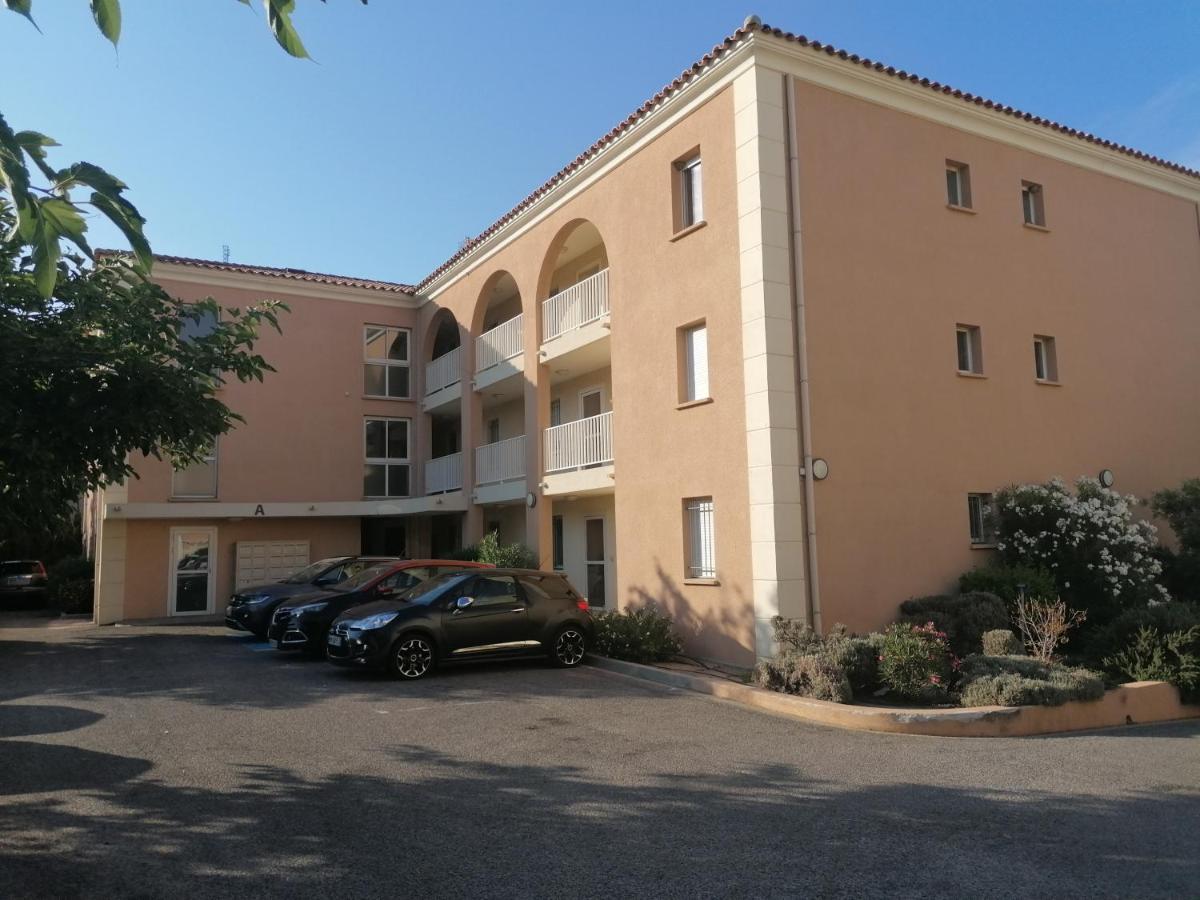 Appartement Residence Les Eucalyptus L'Ile-Rousse  Exterior photo
